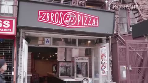 Trending: The Iconic $1 Pizza Slice of NYC | Street Food Icons