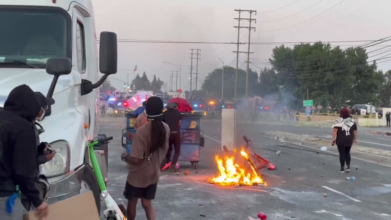 Left Wing Domestic Terrorists face off with LAPD. Anti ICE rioters