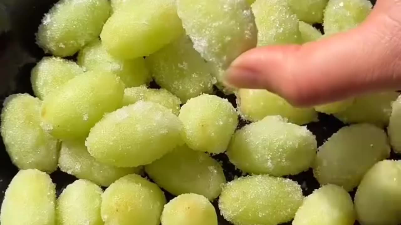 Healthy Sour Patch Grapes