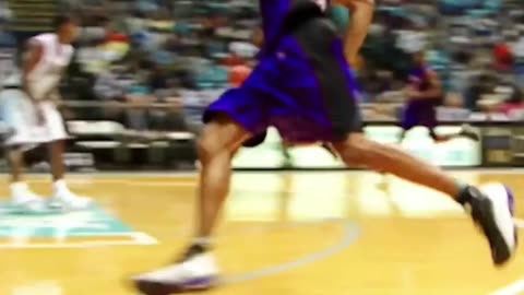 Vince Carter's 🔥 NBA Dunks 🏀💥 #VinceCarter #Vinsanity