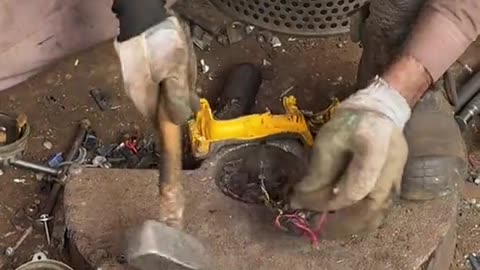 Extracting Copper From Scrap Motor cutting process