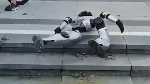 Two long minutes of robots failing and we'll be right back.