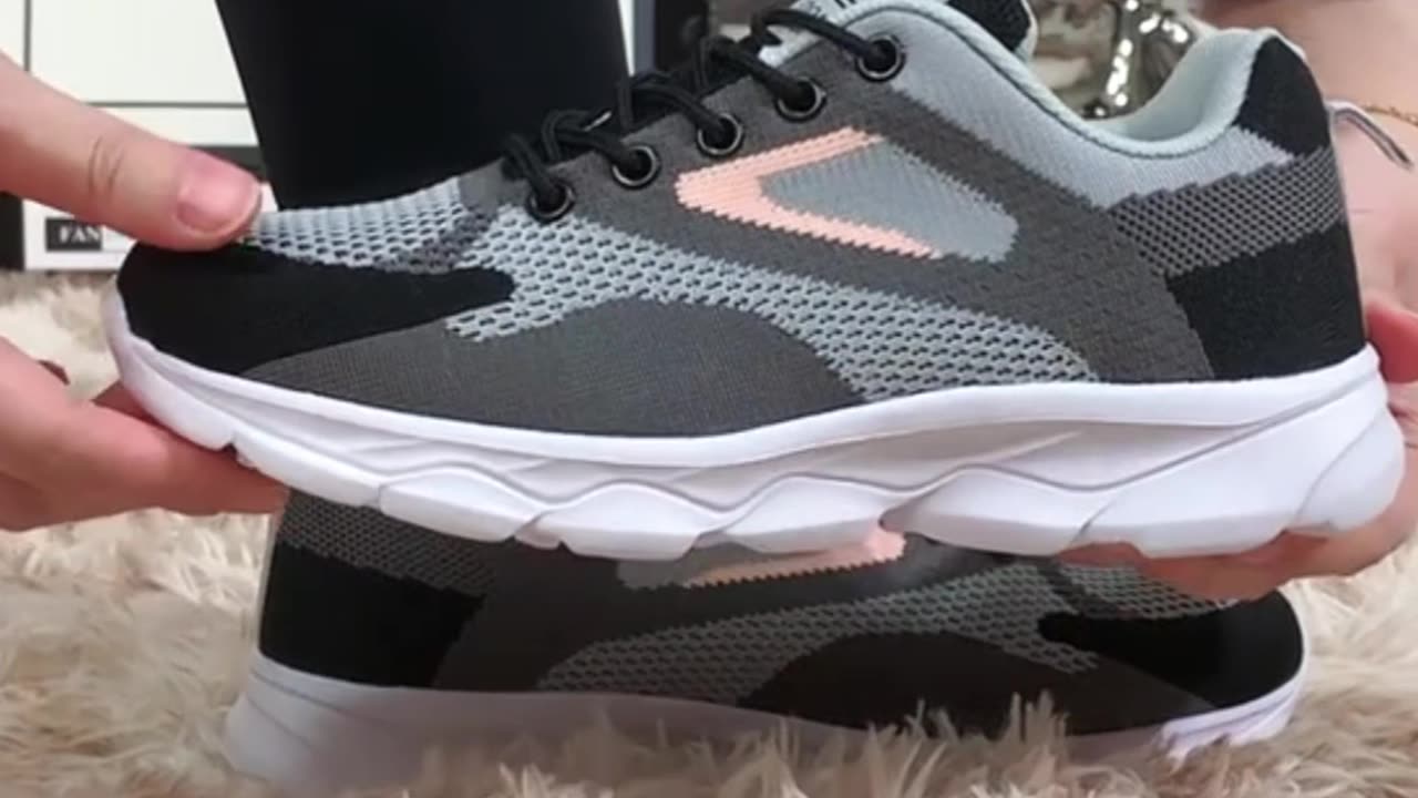 Women's Breathable Knit Walking Shoes
