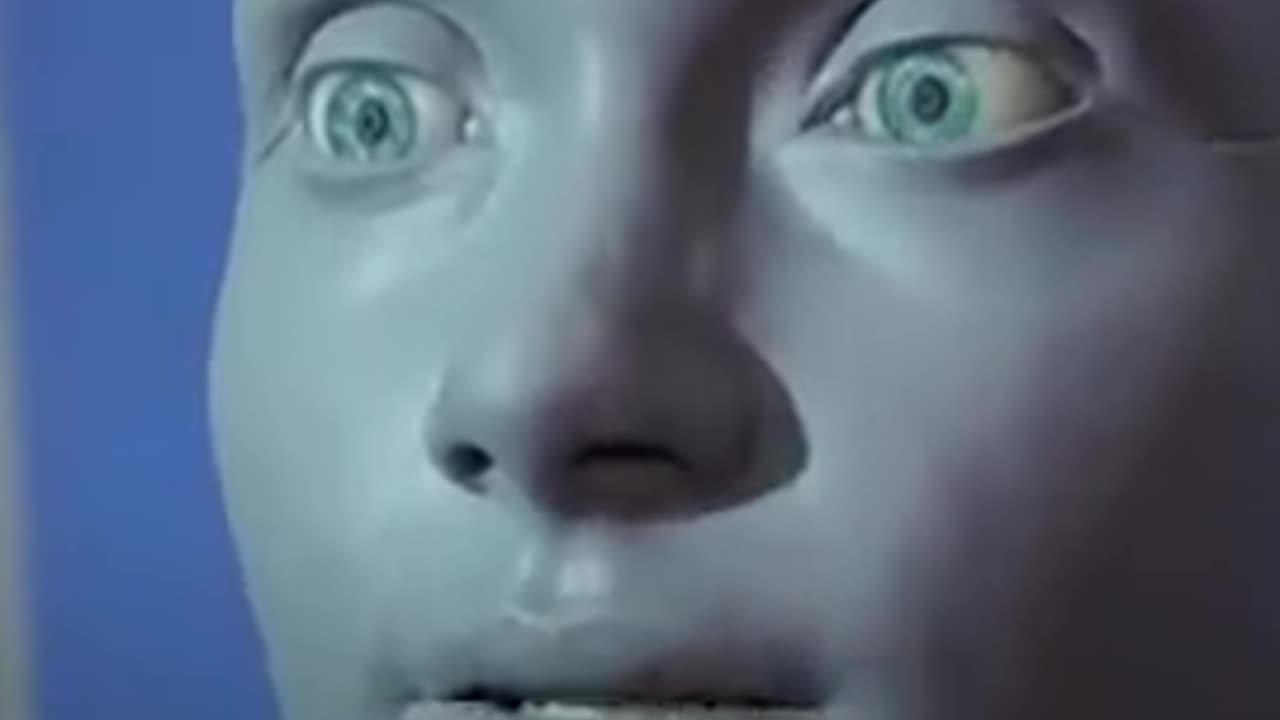 Humanoid robot warns of AI dangers