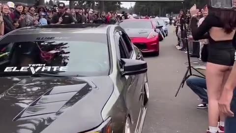 Camera man knew exactly what he was doing smh