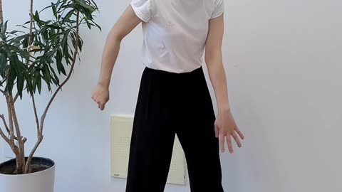 1241.轉體護膝法