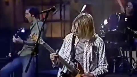 Nirvana on SNL 1993: Heart Shaped Box
			