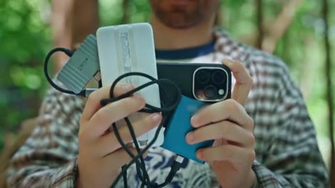 PowerDisk: Store & Charge Simultaneously, Anytime, Anywhere
