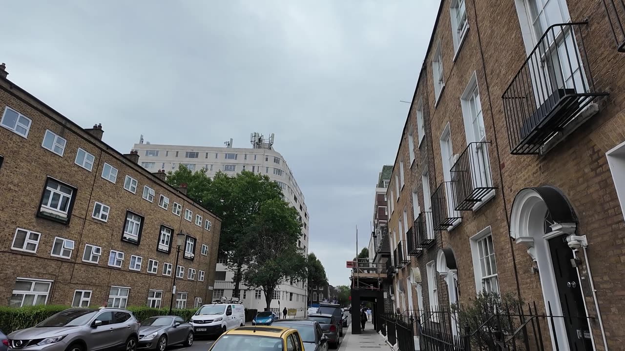 POV: You make a quick stop in London