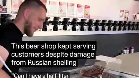🍺🔥 Ukraine Russia War | Beer Shop Serves Customers Despite Russian Strike Damage | RCF