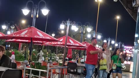 Ein Abend auf der Insel Kish im persischen Golf