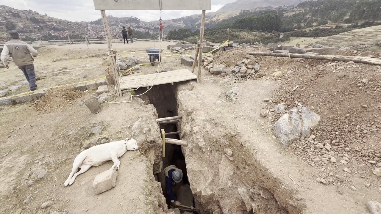 The Tunnels Under Sacsayhuamán Are Being Revealed!