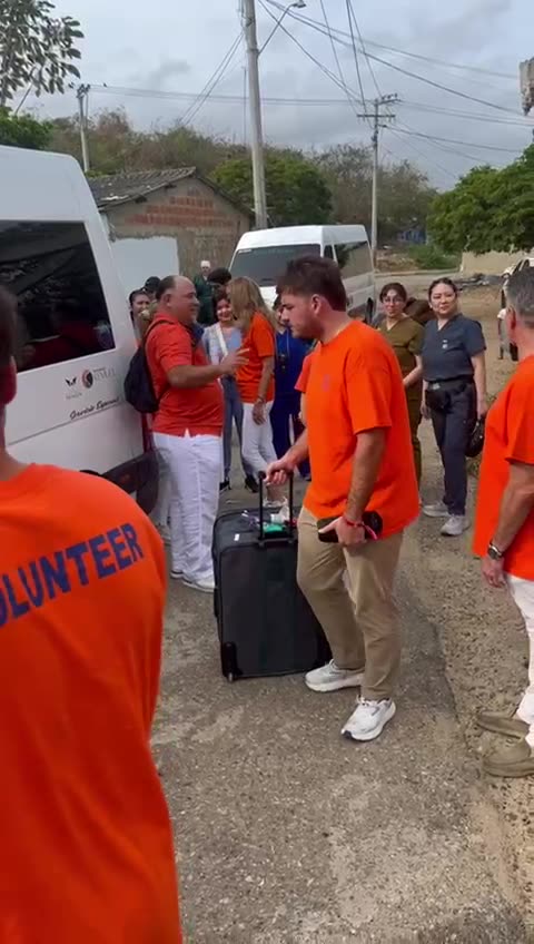 Médicos podólogos de EE. UU. visitaron escuela en Cartagena