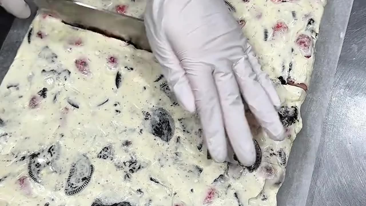 making marshmallow candy