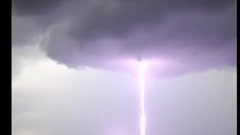 Plasma Energy comes out and in of a cloud in Colorado. R Real or AI. Via piratepete