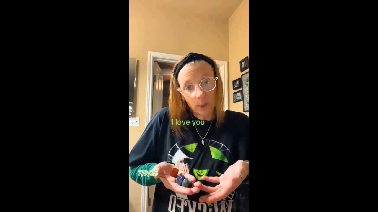 New Age Theologian Hypes Magic Stones to Counter the Trumpocalypse