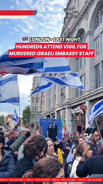 Hundreds honor slain Israeli diplomats in London vigil. #japdmedia #YaronLischinsky #SarahMilgram