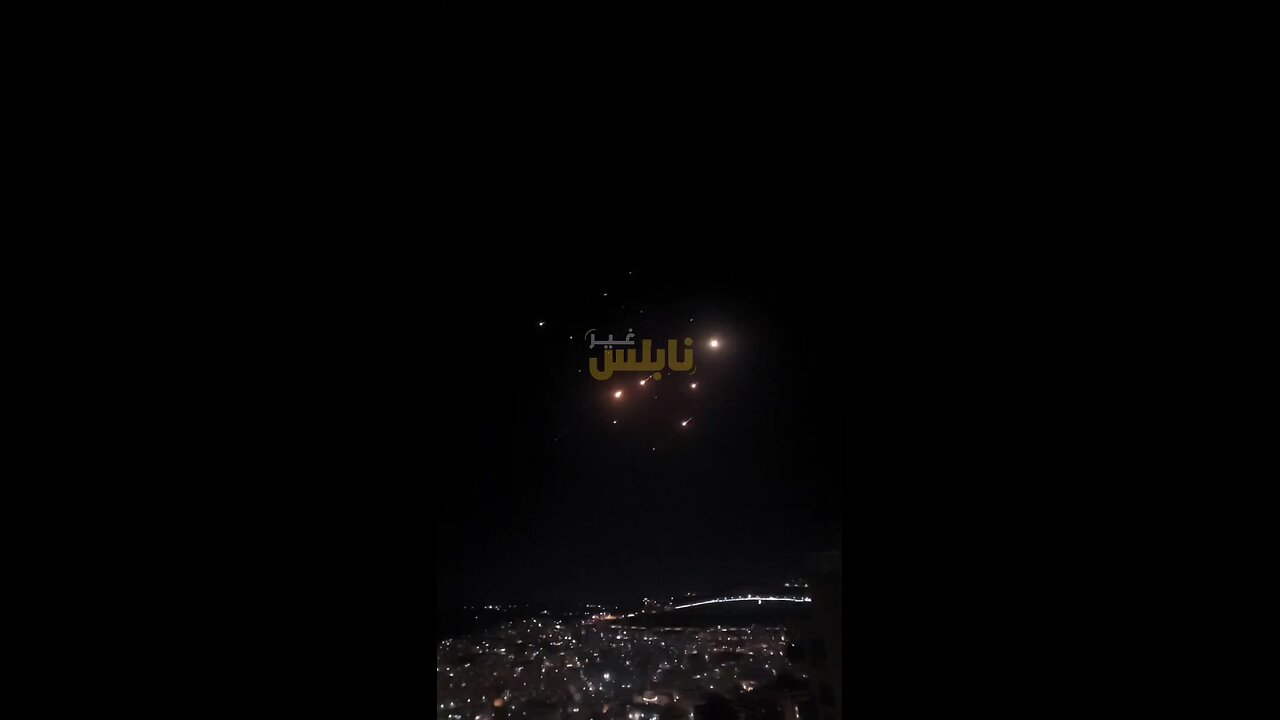 Haifa un der bombardment - Missiles as seen from Nablus