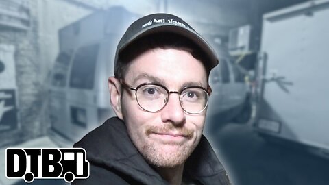 Cloakroom - BUS INVADERS Ep. 2016