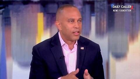 Hakeem Jeffries Under Fire for Refusing to Disavow 'Defund ICE' Calls