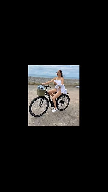 Why is it so uncomfortable in a sundress, on a bicycle?