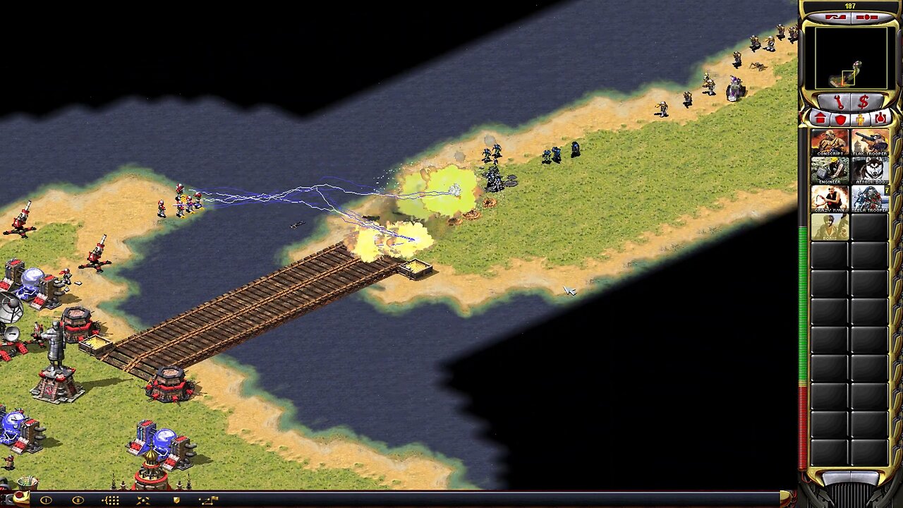 Red Alert 2 _ Russian Tesla ⚛ Strikes _ (7 vs 1 ).