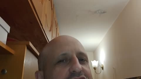 17-ти Декември 2025г БЕТОНЪТ НА ПЛОЧИТЕ В АПАРТАМЕНТА НИ СЕ РАЗПАДА! НОВ СТАР ТЕЧ!