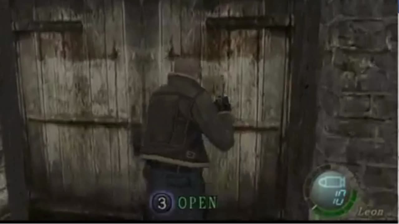 Resident Evil 4 | Ransacking Houses