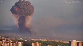 What Nuclear War Might Look Like — Explosion at Aviation Storage Site in Khmelnytskyi, Ukraine