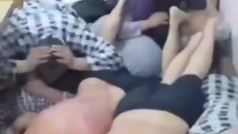 Footage shows mass detention of migrants in Moscow