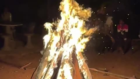 Amazing Camping Fire 😳😨