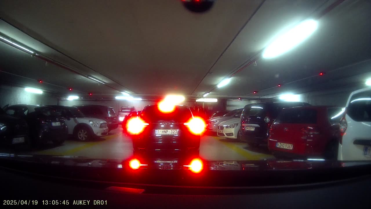 Fahrt in Brüssel im Parkhaus - 19.04.2025
