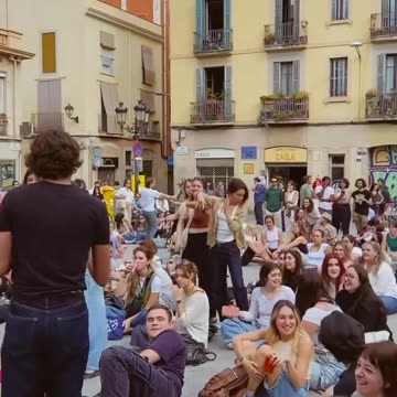 GROTE STROOMSTORING IN SPANJE OP MAANDAG 28 APRIL 2025, HET LEVEN OP STRAAT GING GEWOON DOOR, KIJK EENS?