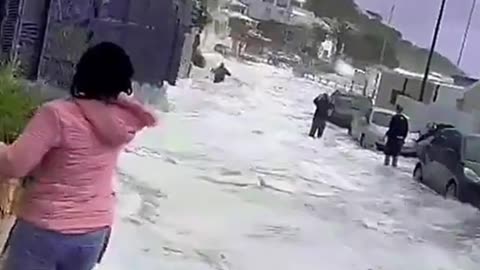 🚨 California Tsunami Alert After 8.8 Earthquake Near Russia