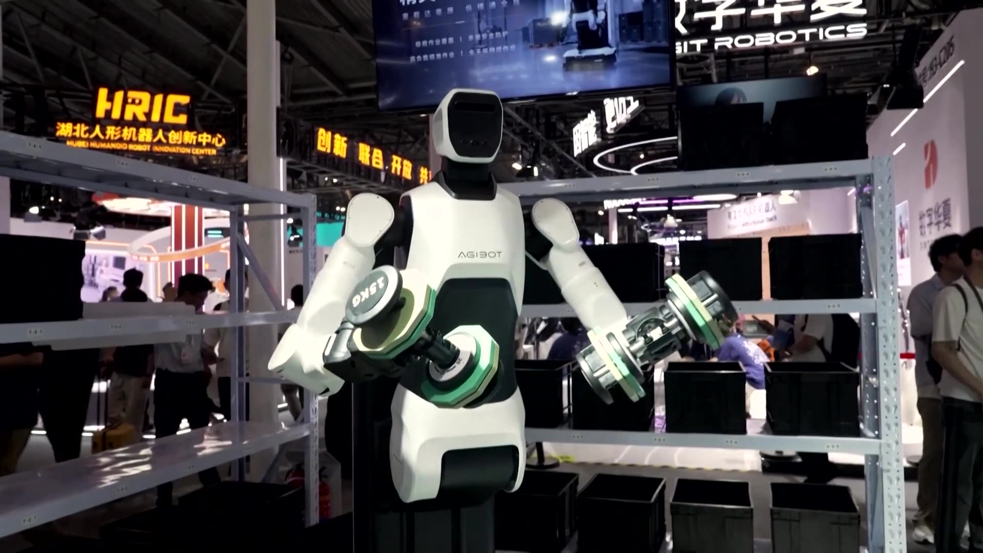 Tech Weekly: Anthropic's record settlement, defense firms dominate air show
