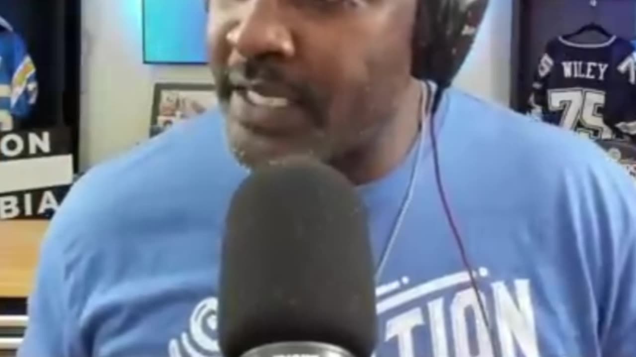 What could be a more viral moment?!