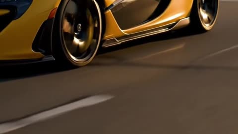 McLaren P1 Roars Through Dubai: Ultimate Supercar Road Experience!