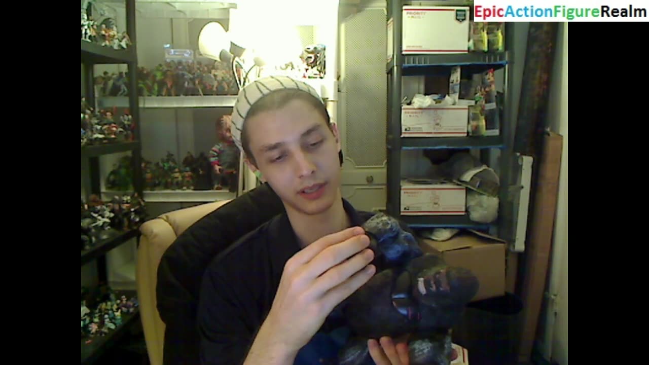 Unboxing The Roaring Kong Action Figure