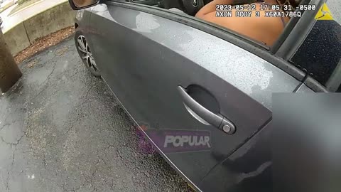 Mom Involved in Hit-And-Run Acts Like She Did Nothing Wrong (720p60fps)