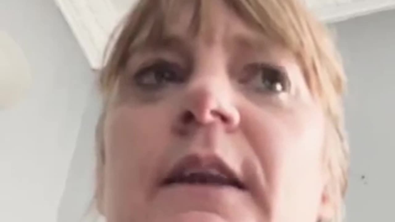 An extremely horribly overweight, fat entitled land whale calls to demand two seats on a plane.