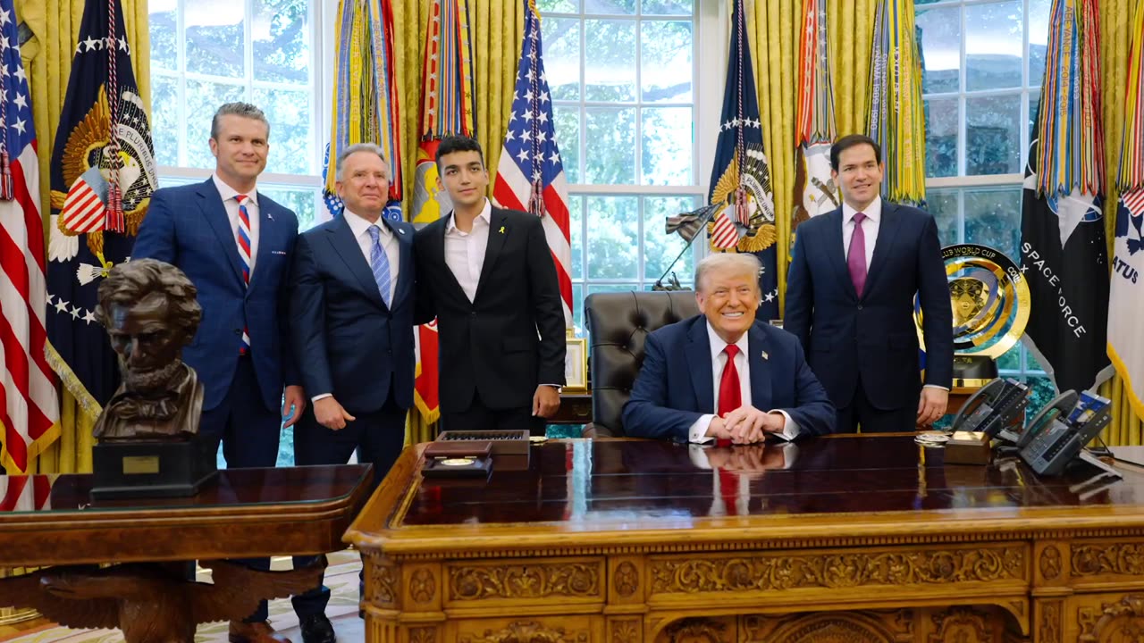 Edan Alexander — held hostage by Hamas for 584 days — visited the Oval Office