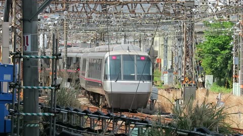 Odakyu EXE out of service
