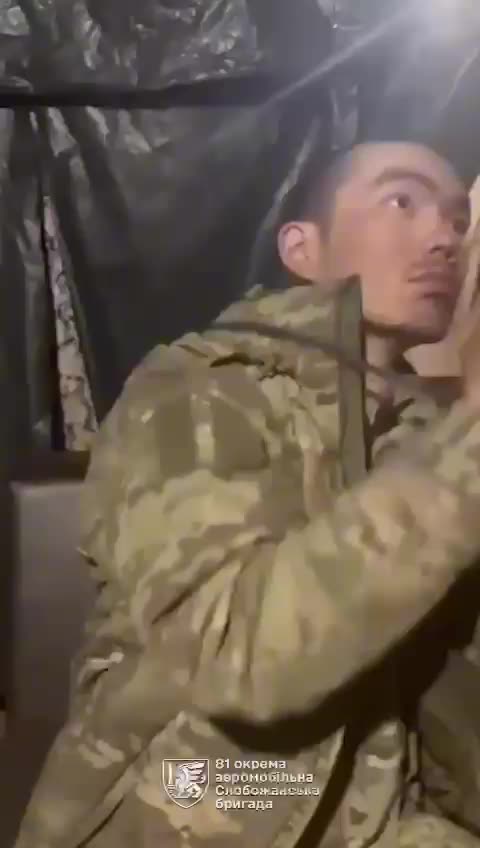 Chinese Soldiers Try to Explain How They Came to Be in Ukraine by Entering Hole in Rice Field Narnia-Style