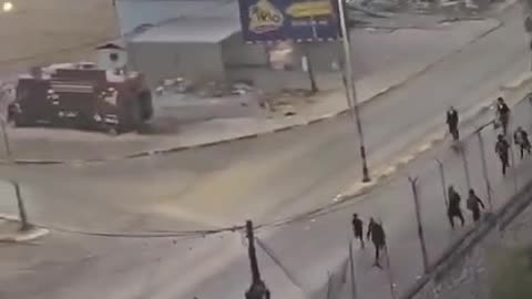 Earlier today, scores of Israeli Jewish settlers stormed the eastern areas of Nablus