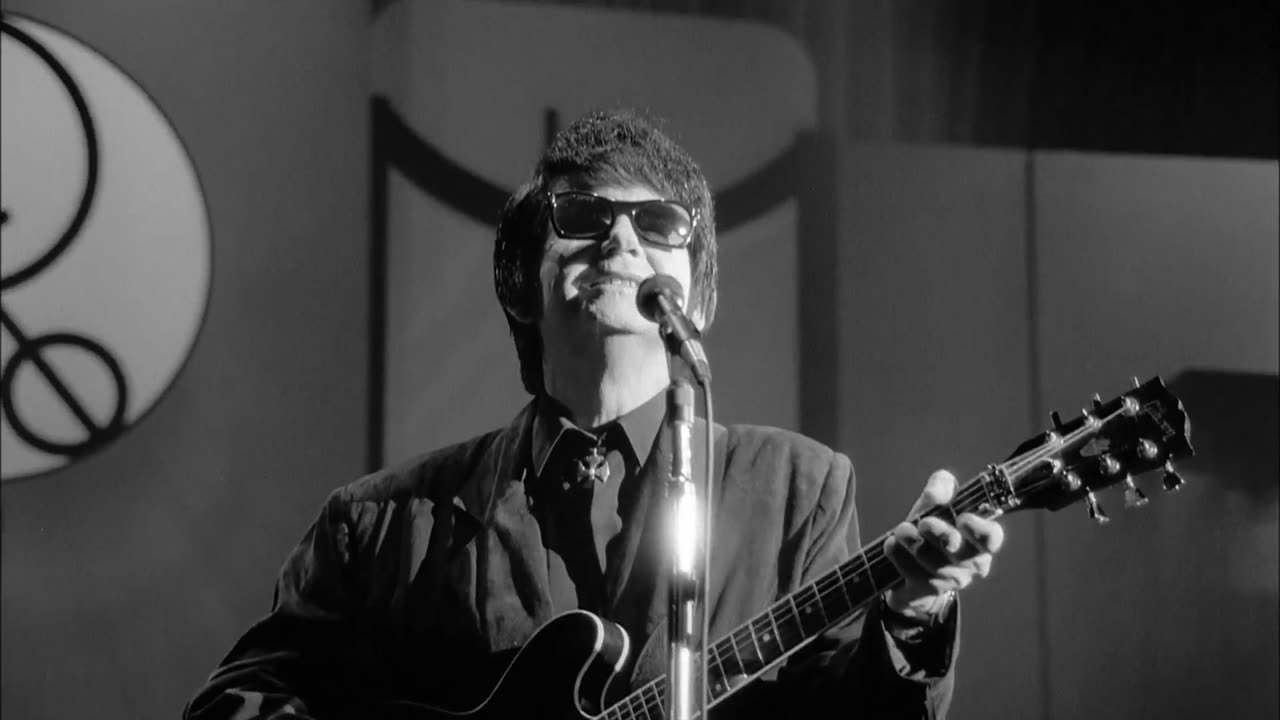 Leah - Roy Orbison & Friends (live)