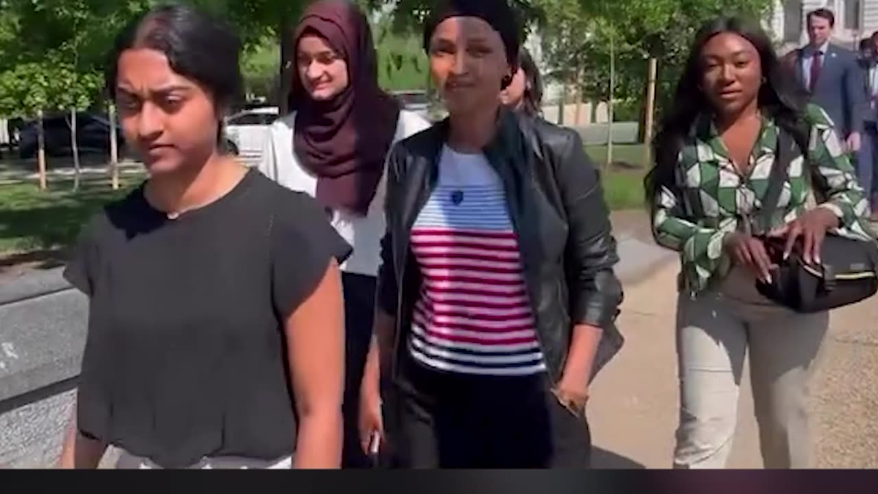 AGGRESSIVE Ilhan Omar tells DCNF reporter to ''f+++ off''