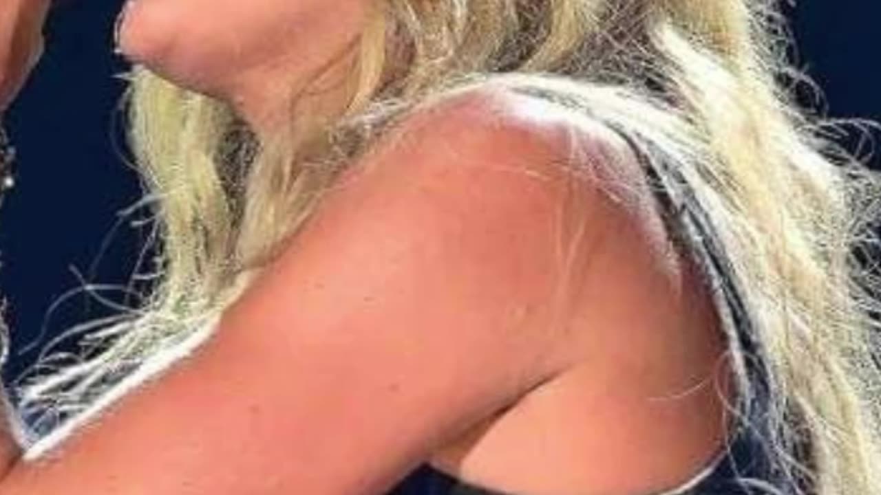 From Concerts To Gardening Carrie Underwood Proves She Can Do Both