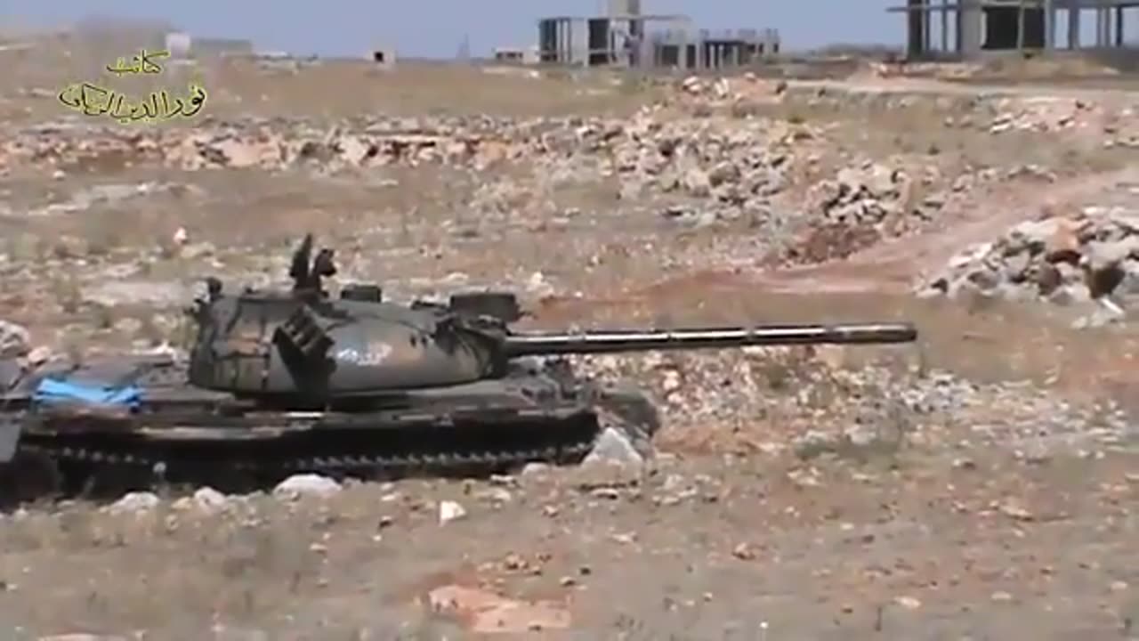 Syrian War N. Aleppo, rebel T-55 shooting at regime BMP 2013.06.12