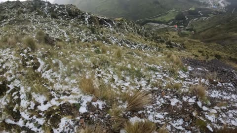Bajando en el granizo