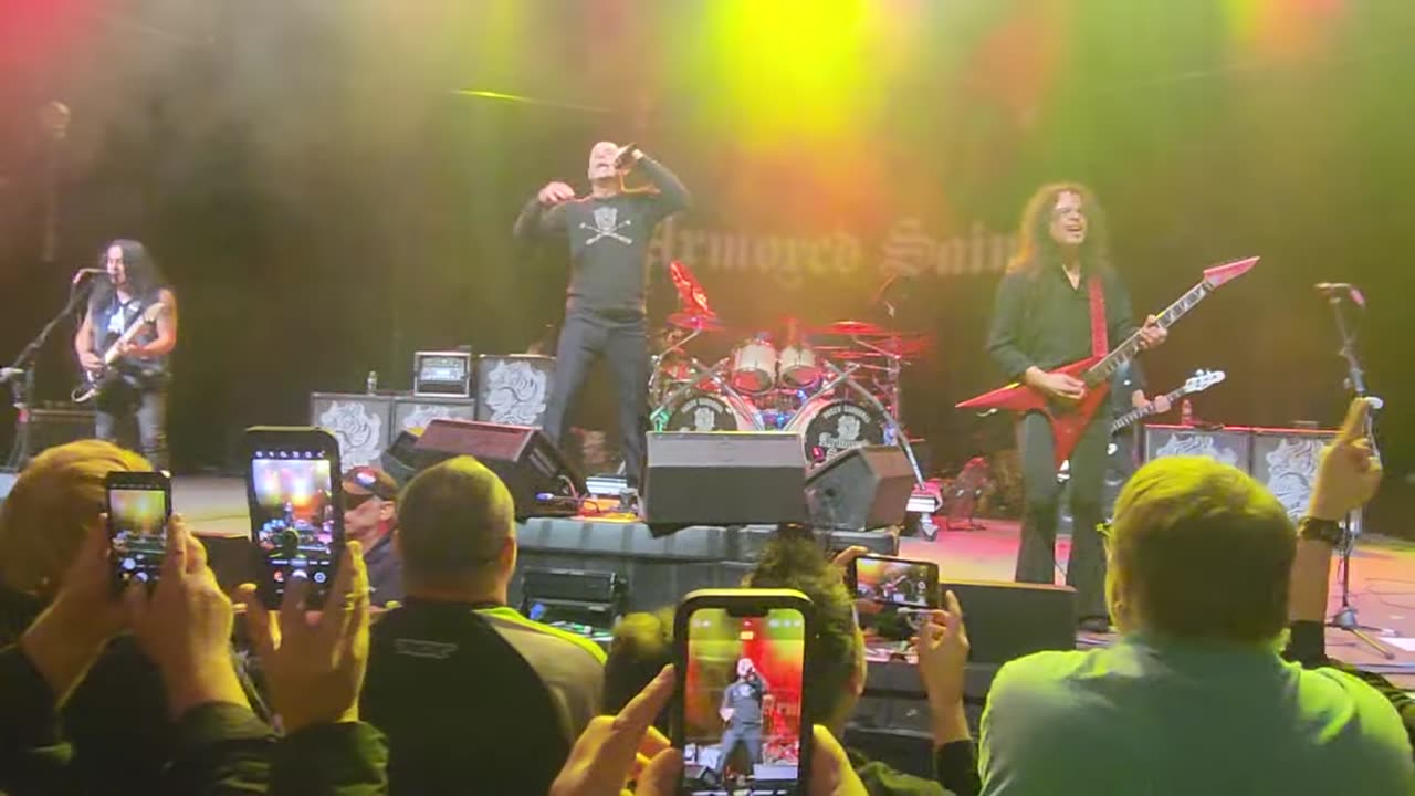 Armored saint ( live)